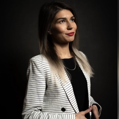 Roxana B.