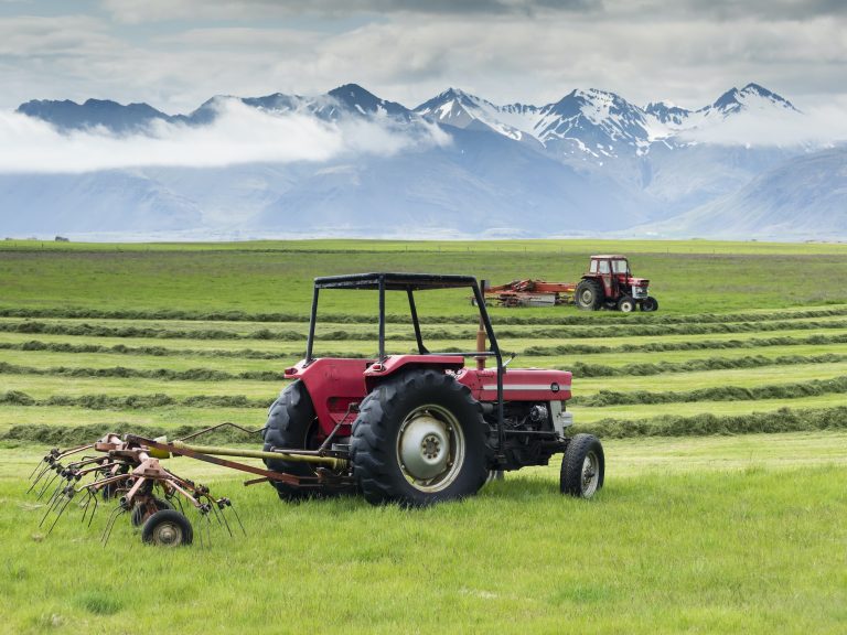 NAȚIONAL - Achiziții de utilaje agricole pentru sectorul vegetal